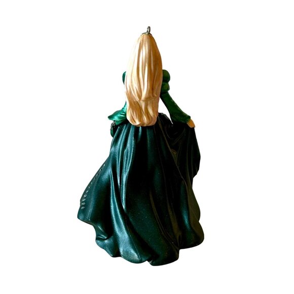 Hallmark - Celebration Barbie Celebration 2004 Edition - Vintage -‎ 2004 - Picture 2 of 7